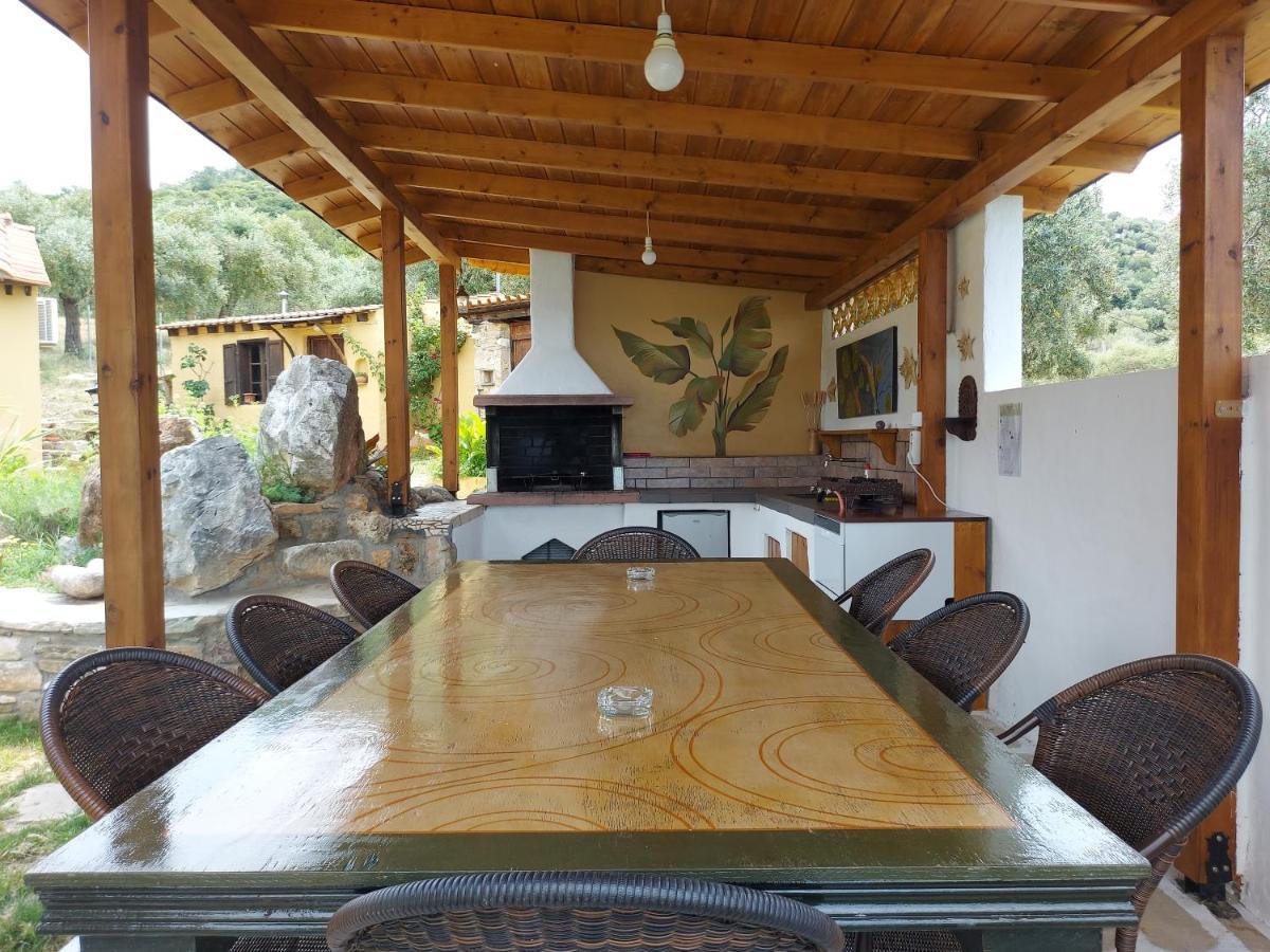 Varias Art House Kallirakhi ภายนอก รูปภาพ