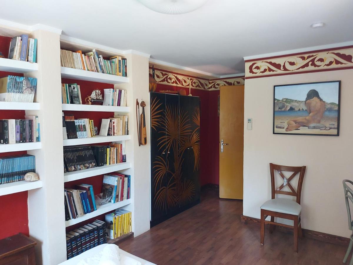 Varias Art House Kallirakhi ภายนอก รูปภาพ