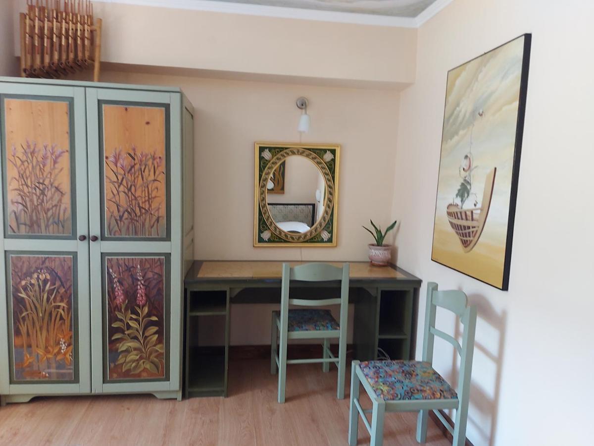 Varias Art House Kallirakhi ภายนอก รูปภาพ