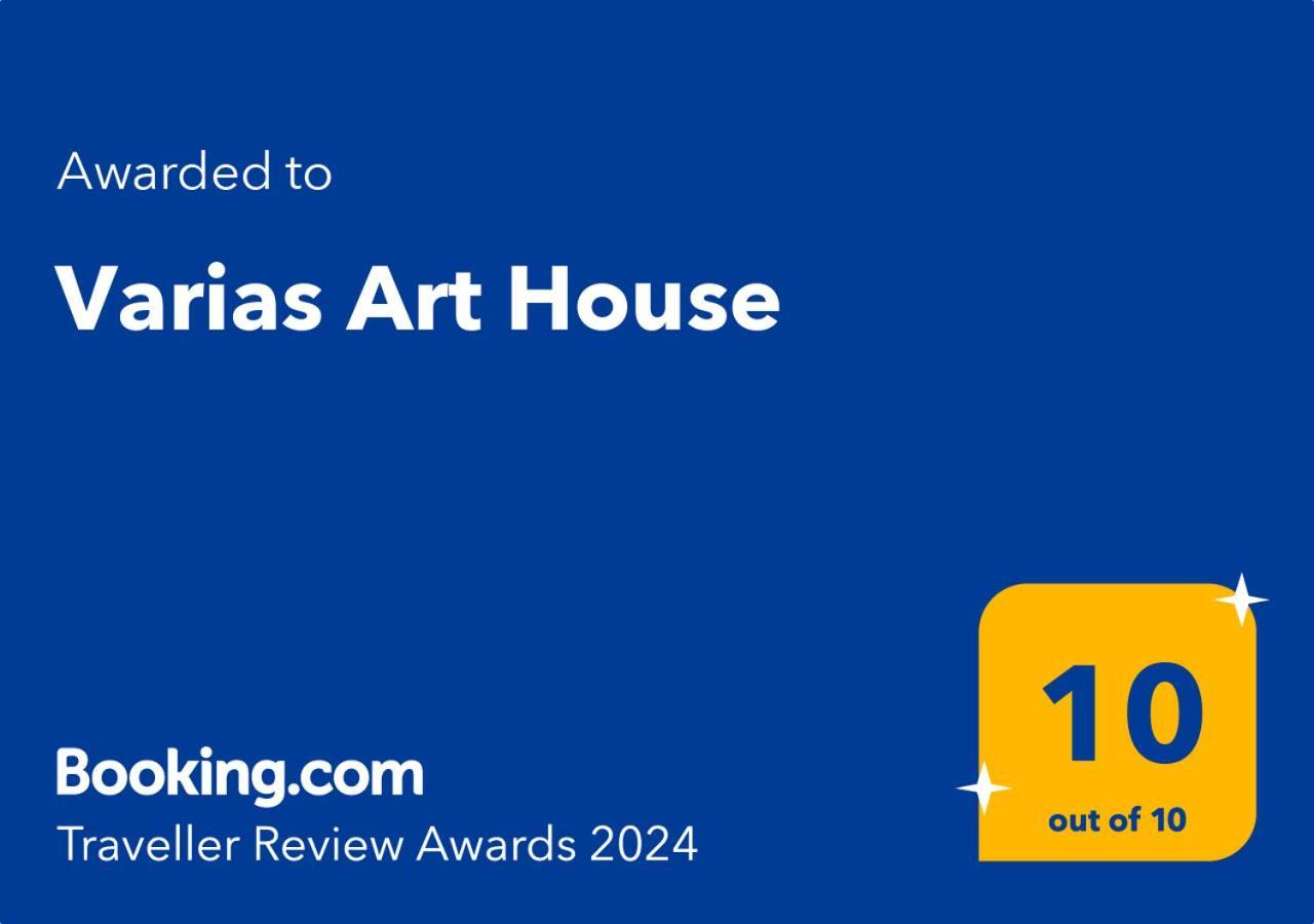 Varias Art House Kallirakhi ภายนอก รูปภาพ